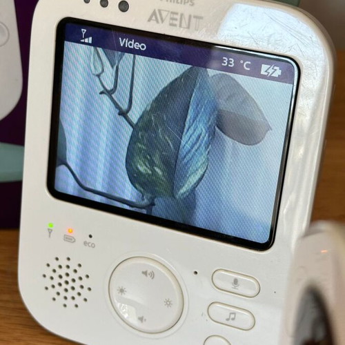Philips Avent SCD892/26 Video Baby Monitor like new