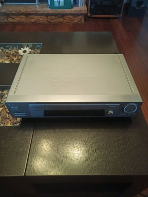 Sony SLV-SE800D2 VHS Video player μεταχειρισμένο, χωρίς τηλεχειριστήριο