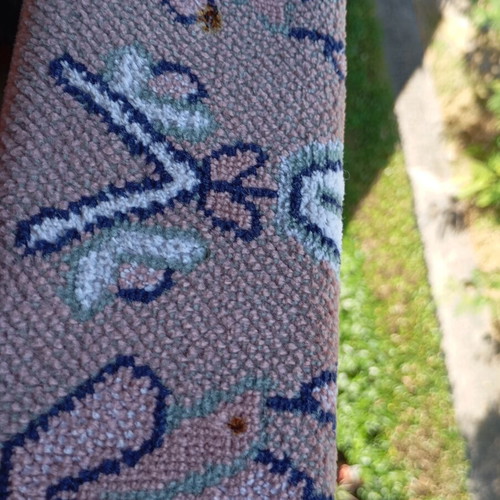 Thin Carpet like New, Large, Silk Type, Size 200/220