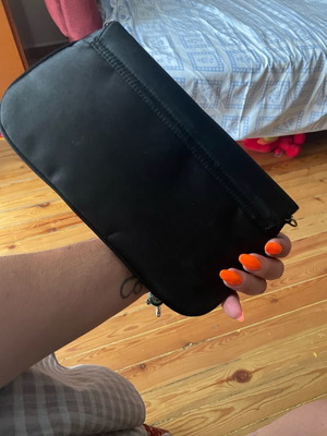 Envelope bag with chain like new, black