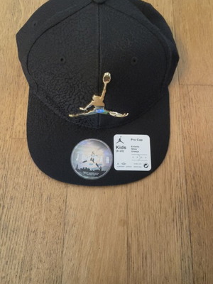 Jordan hat new, size M, black