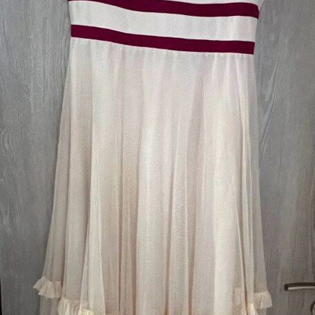 Attrattivo formal dress size large, like new, beige with burgundy details