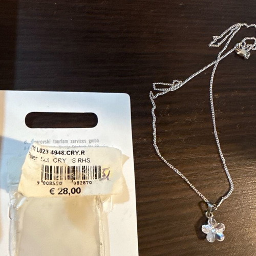 Swarovski necklace new, silver