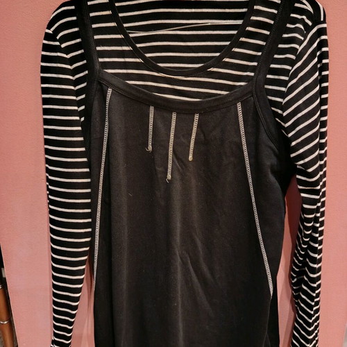 Long-sleeve shirt used, size S, black and white