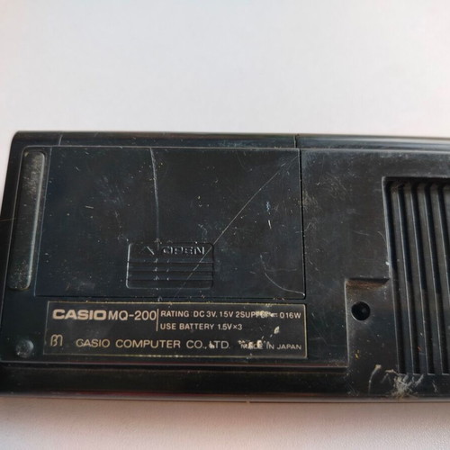 Casio MQ-200 vintage calculator and clock used, not working