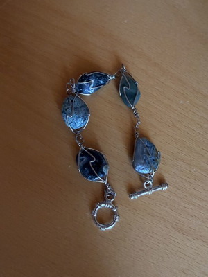 Bracelet with stones