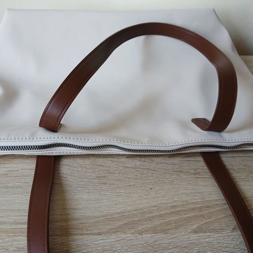 LC Waikiki shoulder bag like new, ivory with brown handles