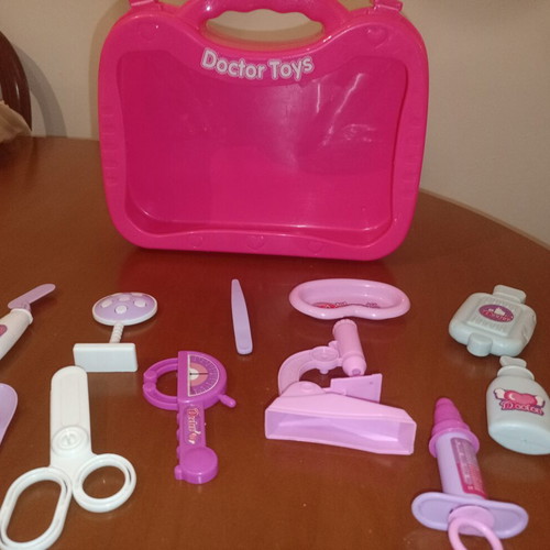 Doctor Super Play Set pink medical kit with 10 accessories like new