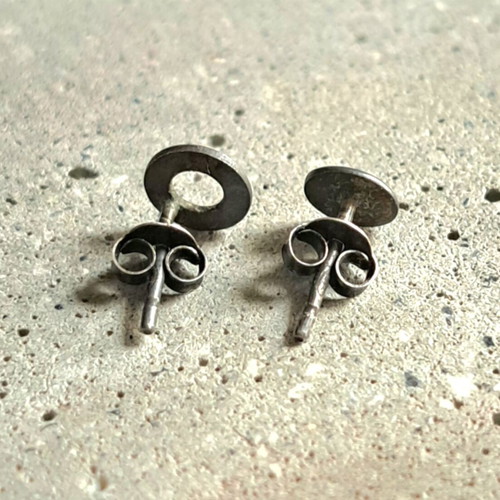 Silver asymmetric 925 studs with geometric circles, like new