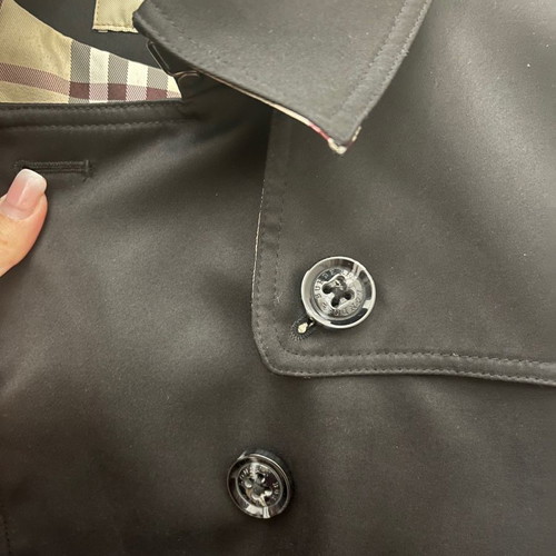 Burberry black trench coat used No 34 (XS)