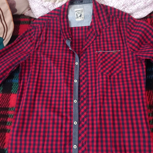 Men's/teen red shirt new, size XL