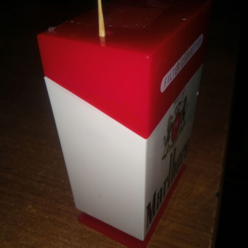 Marlboro toothpick holder new, original and hygienic