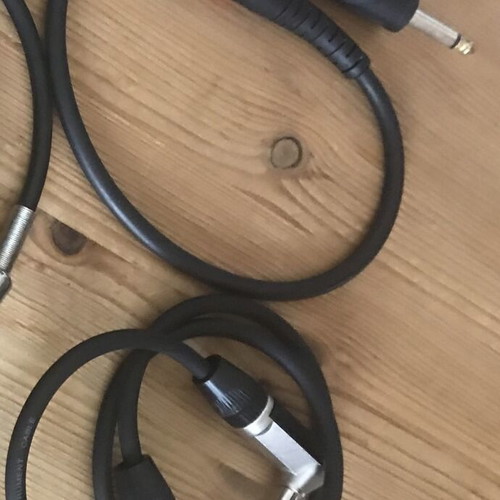 Jack mono cables small and large like new, set of 6