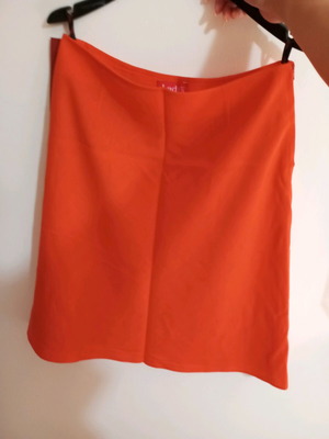 Orange skirt new, knee-length, size S-M