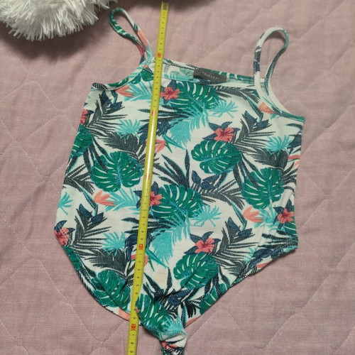 Primark top used, size small, multicolor