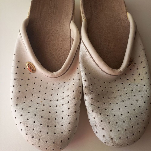 White leather summer clogs size 38, like new