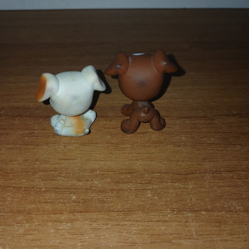 Figures used, set of two