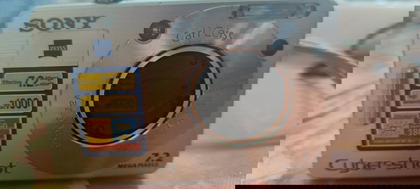 SONY CYBERSHOT