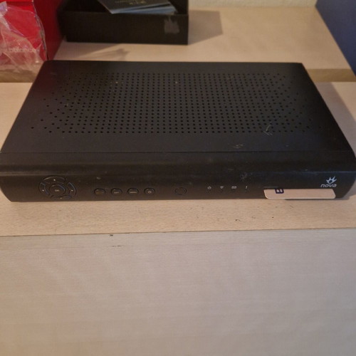 Δορυφορικός αποκωδικοποιητής NovaBox HD 831 μεταχειρισμένος με δώρο χειριστήριο και καλώδιο HDMI