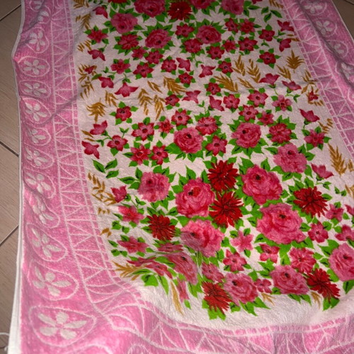 Cotton towel large, pink with flowers, vintage, like new