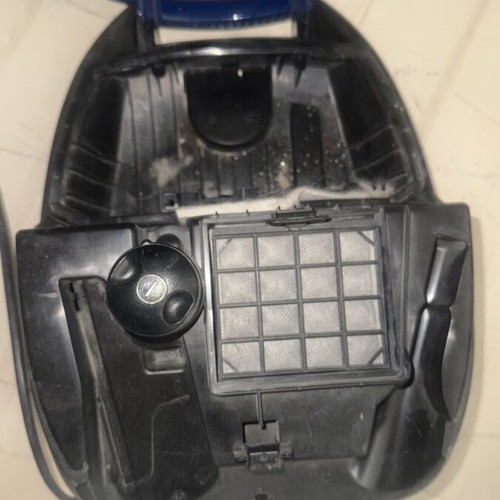 Bosch electric vacuum cleaner