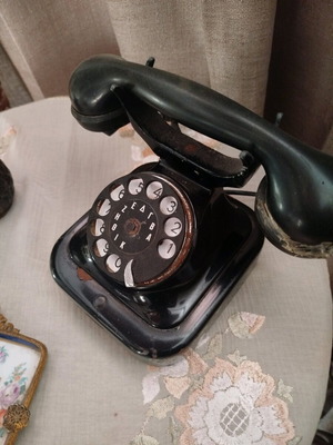 Τηλέφωνο Siemens παλιό του 1930 σαν καινούργιο
