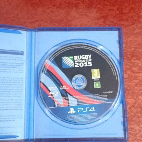 NHL17 with Rugby 2015 used for PlayStation 4 in excellent condition