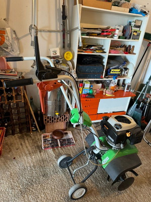 Garden tiller unused