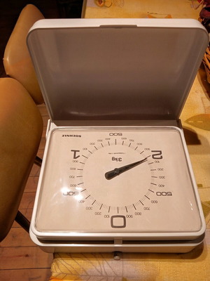 Kitchen scale unused
