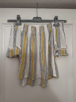 Bershka Off The Shoulder Top New, Size M, White And Yellow