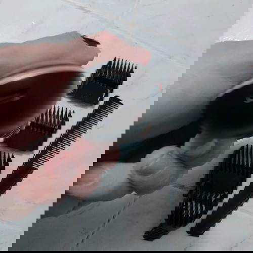 Ξυριστική - Κουρευτική Μηχανή μεταχειρισμένη με αποσπώμενες σχάρες και οθόνη