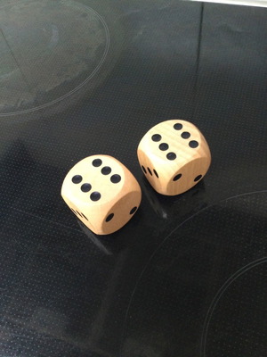 Wooden dice used, large, dimensions 4x4 cm