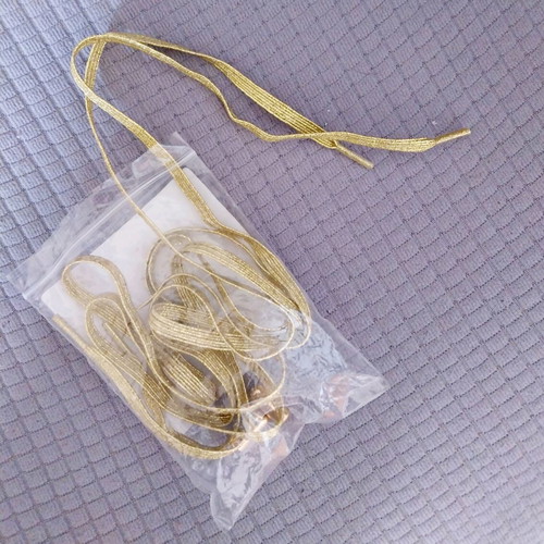 Elastic gold shoelaces new, length 110 cm