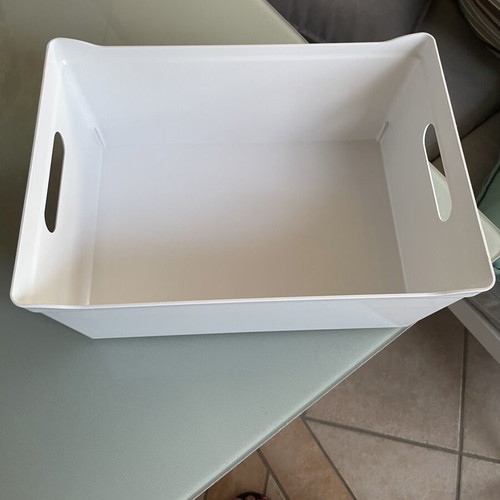 Storage and organization box 9 LT like new