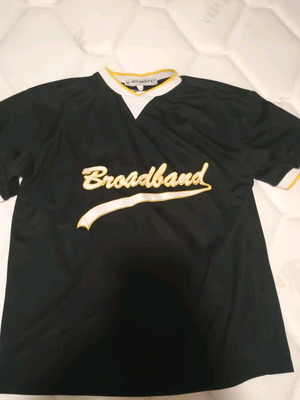 Tshirt Earthbound NoL college style like new, black, size L
