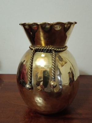 Handmade vintage brass vase like new