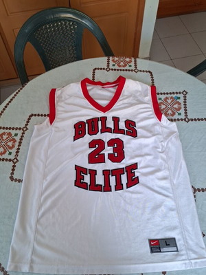 NBA φανέλα Chicago Bulls Jordan 23 σαν καινούργιο, Nike, μέγεθος L, άσπρο/κόκκινο