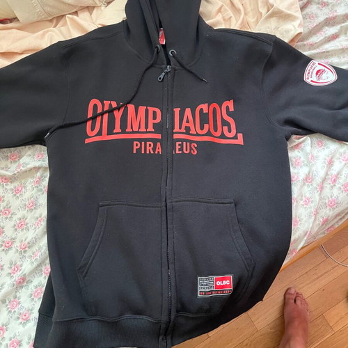 Olympiakos BC jacket like new, authentic