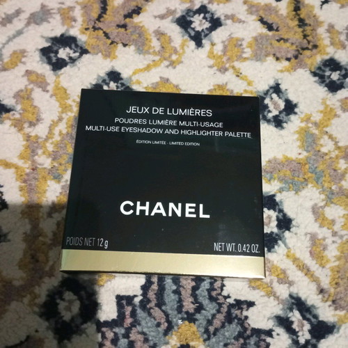 Chanel Jeux de Lumières eyeshadow and highlighter palette new