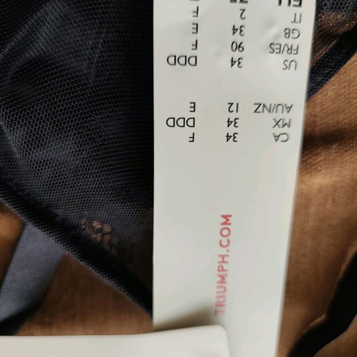Triumph Spotlight W bra new, black, size 75/F, 34/DDD
