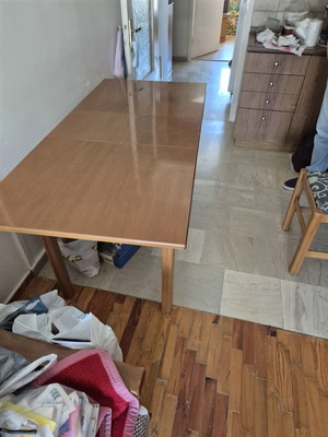 Wooden kitchen dining table with extension and 4 fabric chairs used