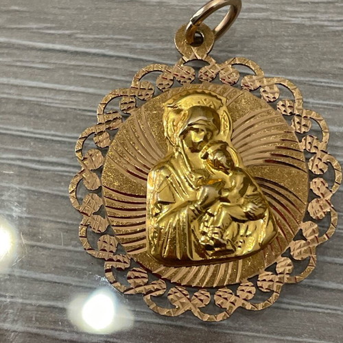 Gold 14k pendant used, 5 gr