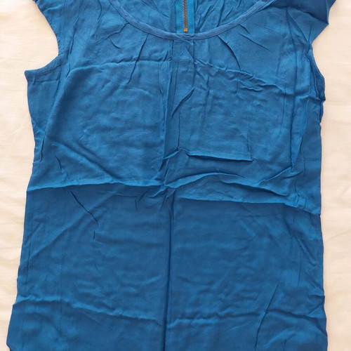 Blouses used, pack of 3, size XS