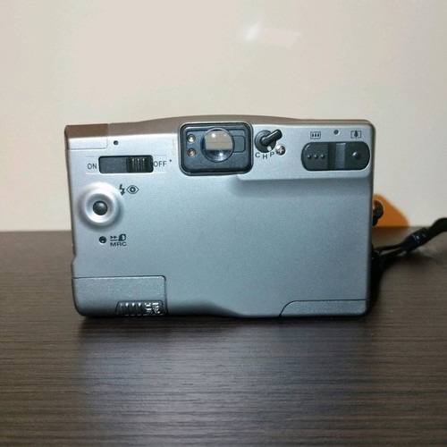 Canon IXUS Z70 camera used condition