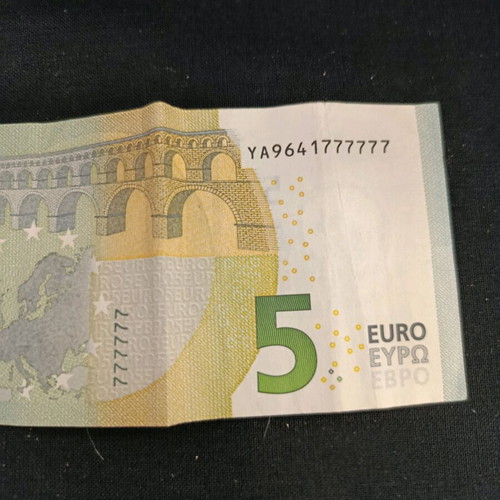 5 ευρώ 2013 μεταχειρισμένο με σπάνιο σειριακό αριθμό 777777 Ελλάδα