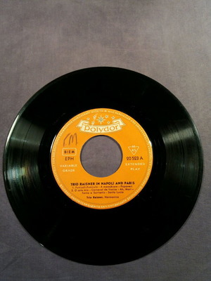Trio Raisner in Napoli and Paris 7" used, very good condition x5