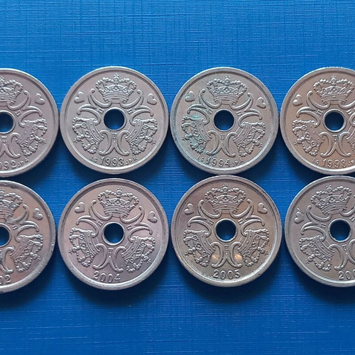 Denmark Lot of 8 1 Krone Coins 1992 to 2006 like new