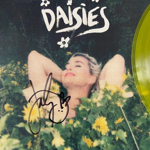 Katy Perry Daisies yellow 7-inch vinyl signed, unplayed