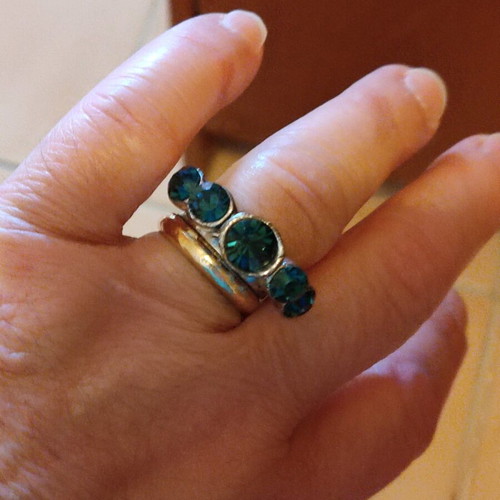Ring with green and blue stones like new