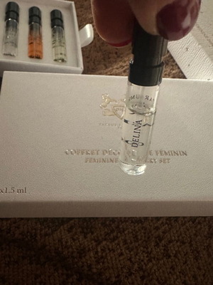 Delina από Parfums de Marly 1.5ml σαν καινούργιο